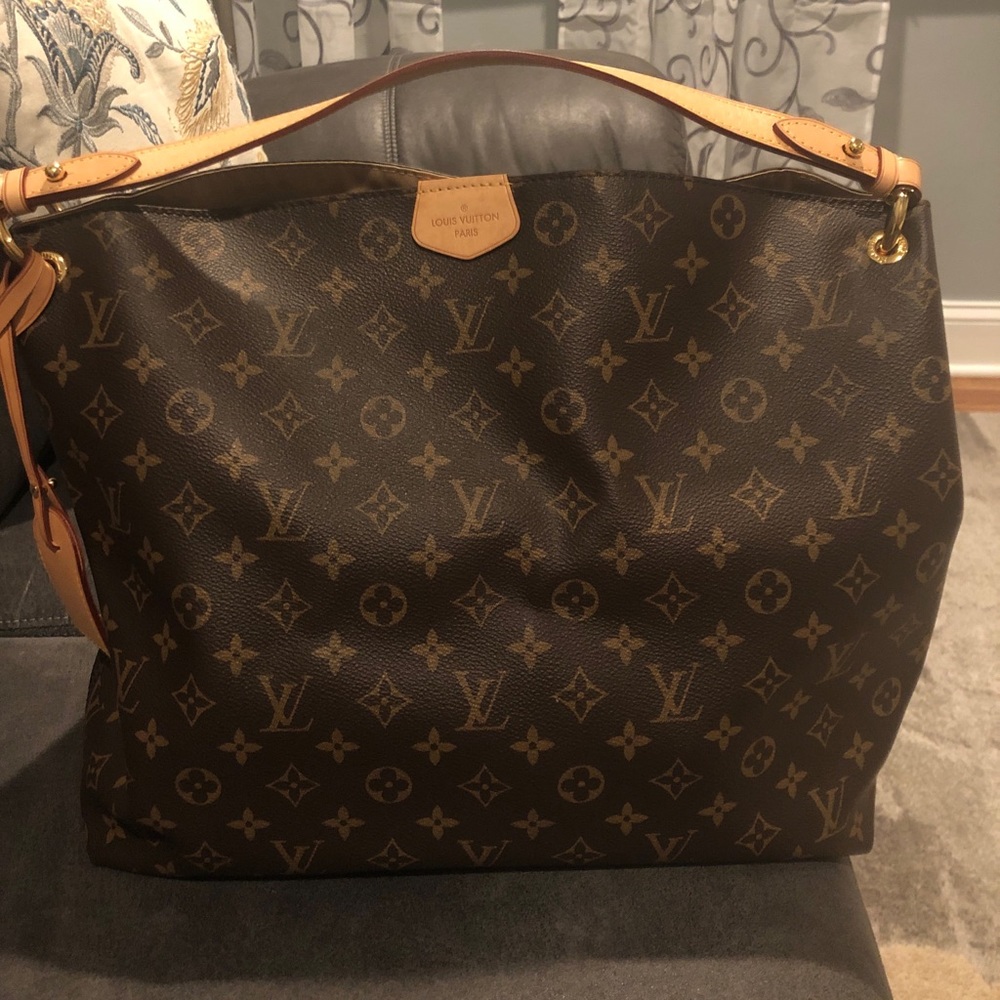 Louis Vuitton Graceful MM Monogram